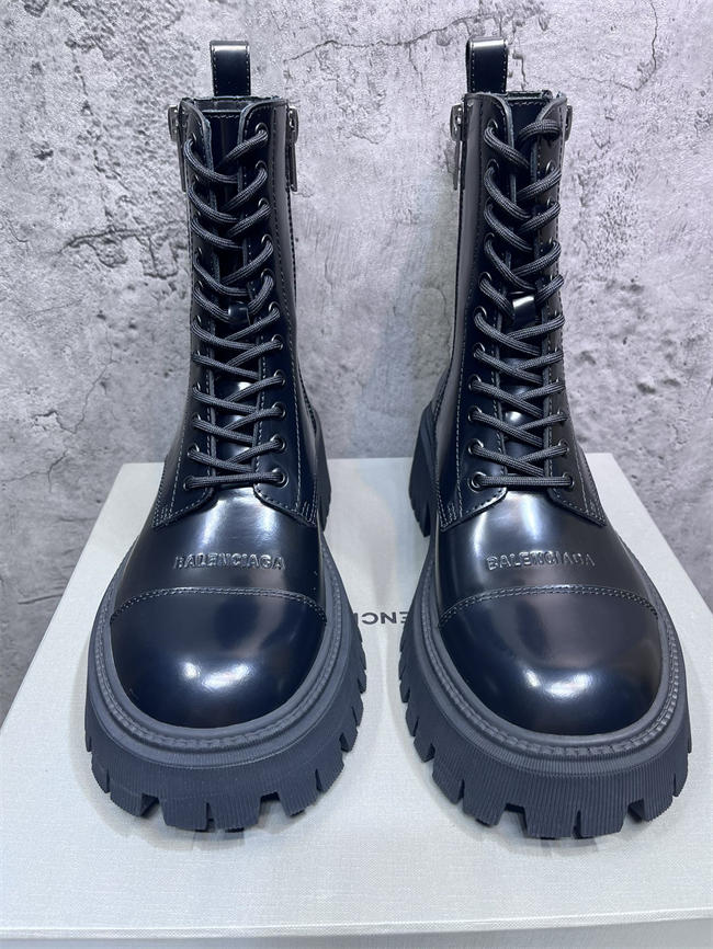 Ba*len*cia*ga boot
