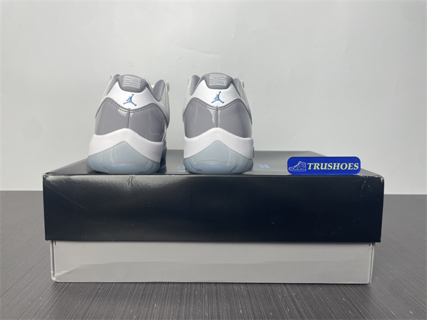Jordan 11 Retro Low Cement Grey AV2187-140