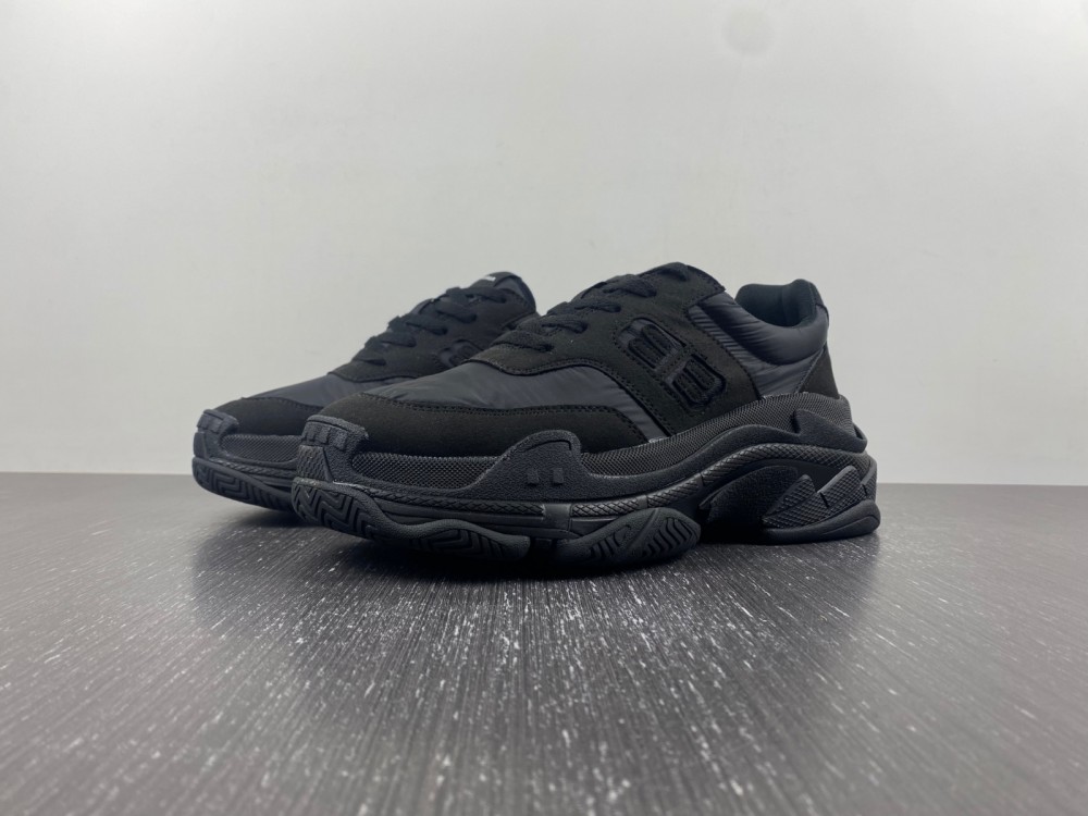 BELENCIAJA  TRIPLE S