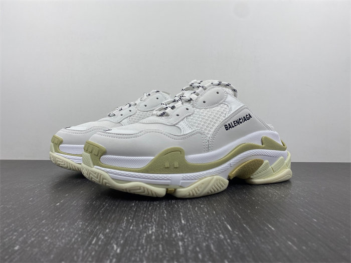 Ba*len*cia*ga triple s 755686 w3sm2 9097