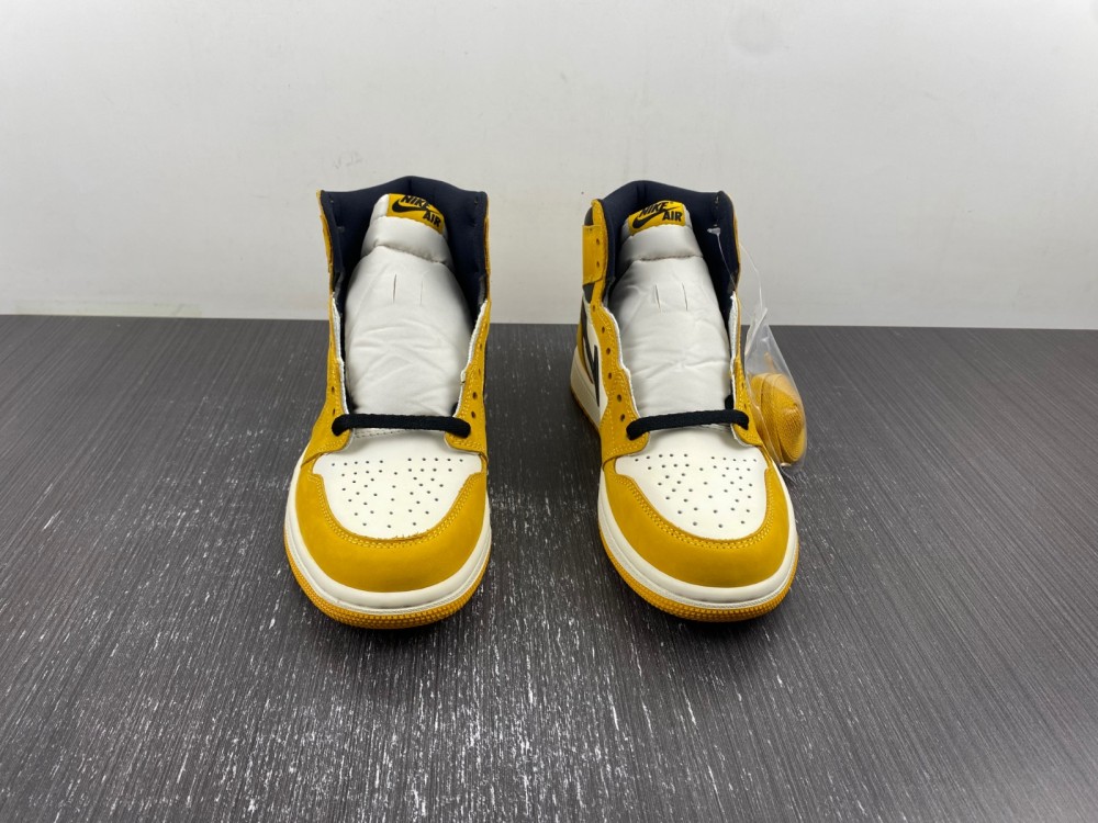 Jordan 1 Retro High Yellow Ochre 555088-109