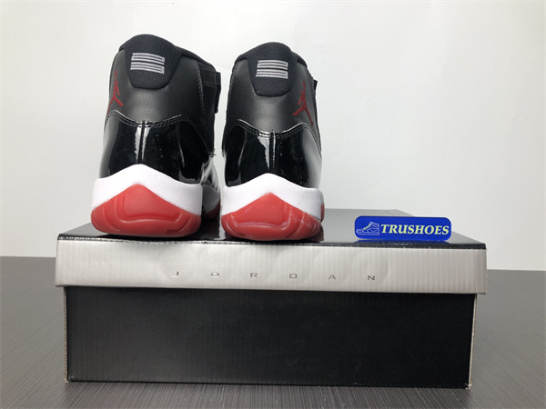 Jordan 11 Retro Playoffs Bred 378038-061.