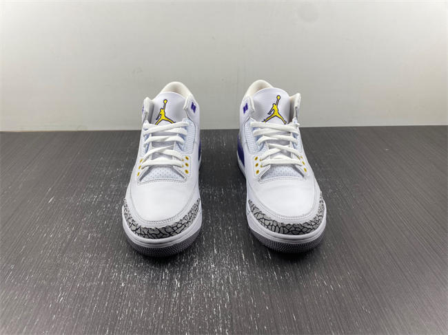 869802-907 Jordan 3/8 Retro