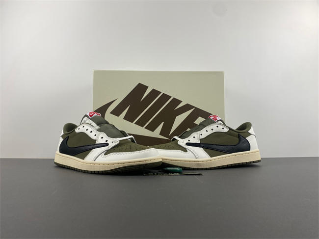 Travis Scott x Air Jordan 1 Low OG DM7866-200