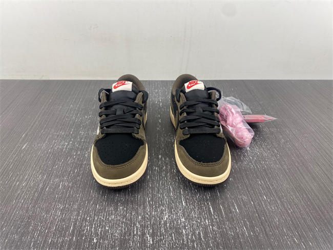 TRAVIS SCOTT X AIR JORDAN 1 LOW