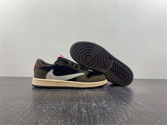 TRAVIS SCOTT X AIR JORDAN 1 LOW