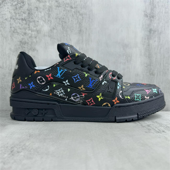 Lv Trainer Sneaker