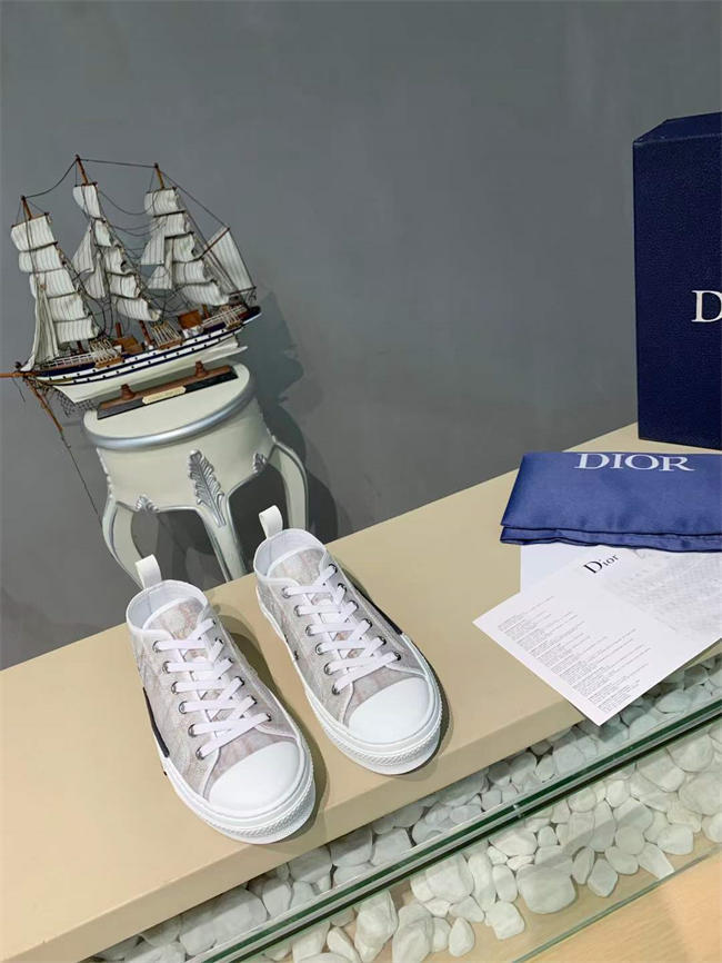 D*or sneaker